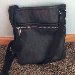 Black Side satchel